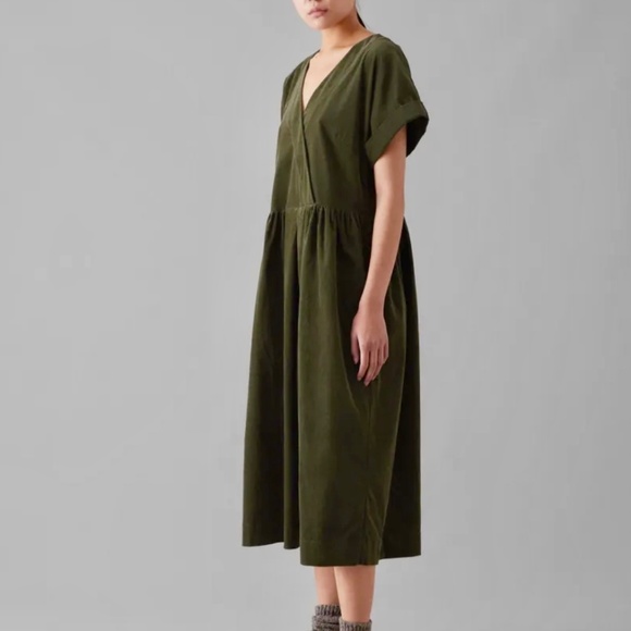 TOAST needlecord dress green XL XXL 16 18 sash pleated - Picture 13 of 16